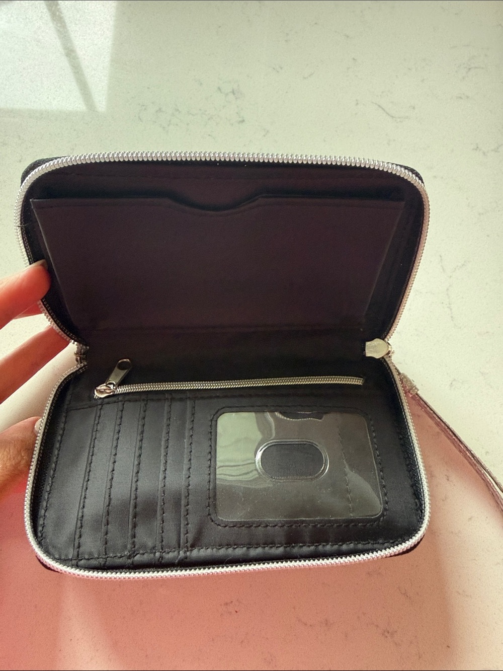 Minions wallet - Picture 3 of 5
